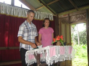 Dwayne and Wendy, preaching at Cabar