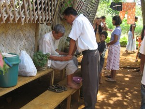 Rolly with foot washing