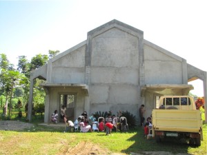 banuar church wth kids